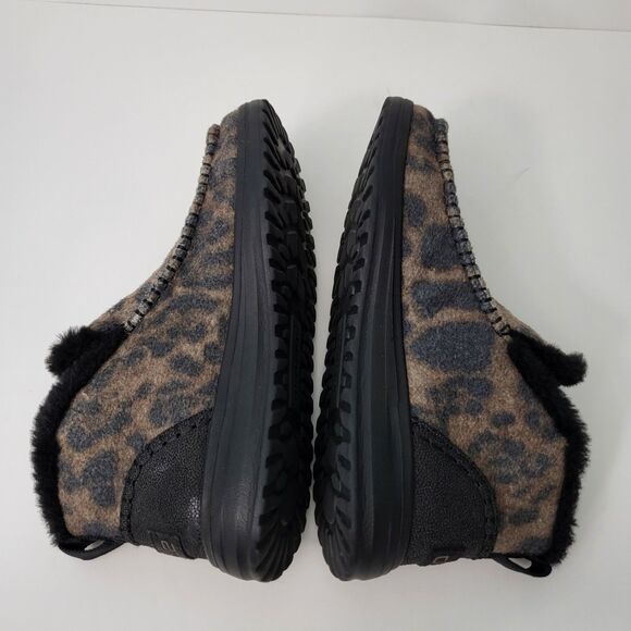 HEY DUDE Denny Leo Nut Boots Womens 9 Black Booties Leopard Faux Fur Lined - Picture 5 of 9